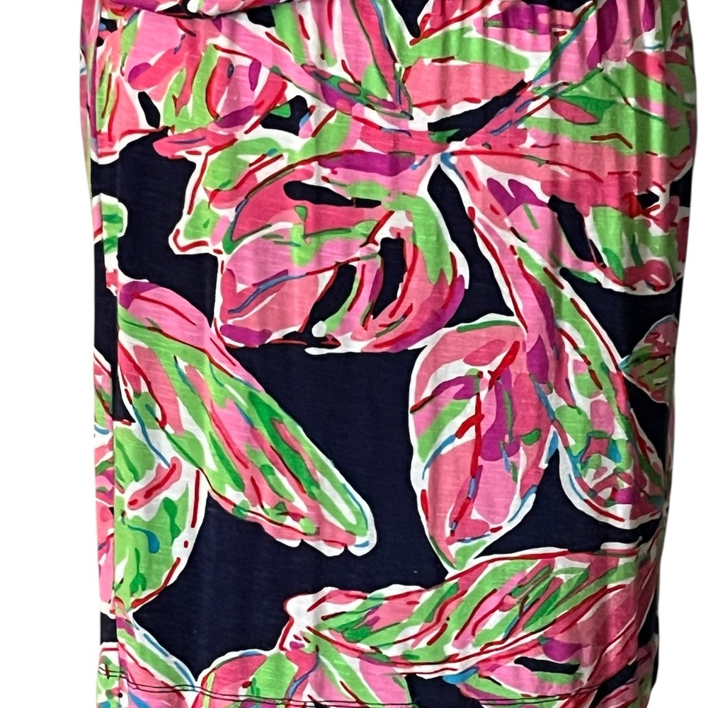 Lilly Pulitzer Cara in the Vias Floral Printed Dolman Sleeve Blouson
Dress Sz XS - Picture 10 of 16